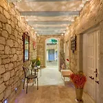 Hotel Beyazhan 2*