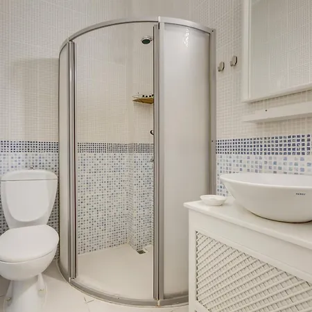 Beyazhan Hotel 2*